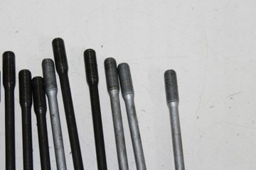 SUZUKI RF 600 R szpilki śruby silnika