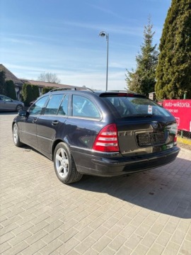 Mercedes Klasa C W203 Kombi T203 1.8 (C 180 Kompressor) 143KM 2005 Mercedes-Benz Klasa C W203 1.8 Sprowadzony Automat, zdjęcie 2