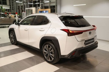 Lexus UX 2024 Lexus UX 300h F Sport Design AWD 2.0 Hybryda 152KM, zdjęcie 2