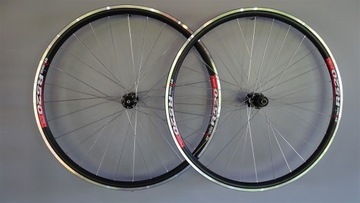 KOŁA SZOSA DT Swiss R520 DT Swiss 350 10 speed