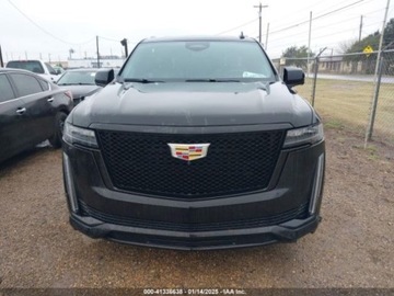 Cadillac Escalade III 2023 Cadillac Escalade 2023 CADILLAC ESCALADE 2WD SPORT 6.2 Benzyna 420KM, zdjęcie 14