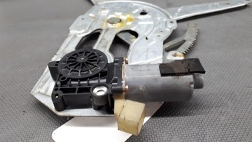30649555 MECHANIZMUS OKNO PRAVÝ PŘEDNÍ VOLVO V70 04R