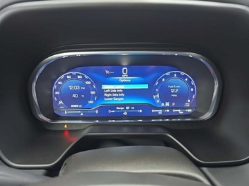 Chevrolet Suburban GMT900 2024 Chevrolet Suburban Z71 2Z7 2024 5.3l 5.3 Benzyna 420KM, zdjęcie 8