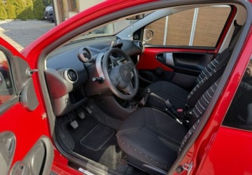 Citroen C1 I Hatchback 5d Facelifting 2012 1.0 i 68KM 2013 Citroen C1 1,0 68KM Klimatyzacja Benzyna 68KM, zdjęcie 17