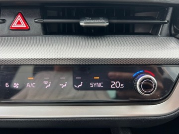 Kia Sportage V 2023 Kia Sportage 1.6 T-GDI HEV Ledy Nawigacja Kamera Grzane Fotele Pol Skory T, zdjęcie 15