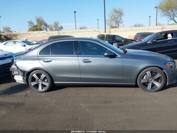 Mercedes Klasa C W206 2023 Mercedes-Benz Klasa C C300 4MATIC, od ubezpieczalni 2.0 Benzyna 255KM, zdjęcie 1