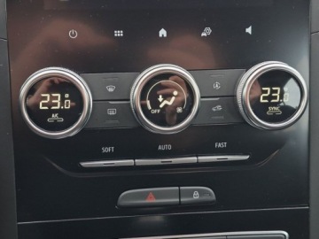 Renault Megane IV GrandCoupe Facelifting 1.0 TCe 115KM 2022 Renault Megane Salon PL Benzyna LED Lift aut klimatyzacja Benzyna 116KM, zdjęcie 28