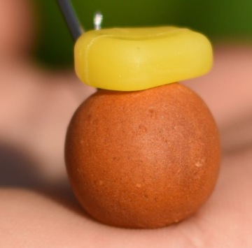 Подкарповая искусственная плавающая кукуруза розовая