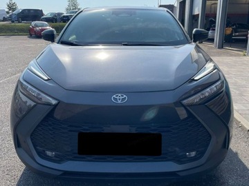 Toyota C-HR II SUV Plug-In 2.0  223KM 2025 Od ręki - Style 2.0 Hybrid Dynamic Force Plug-in 223KM | Podgrzewane fotele, zdjęcie 1