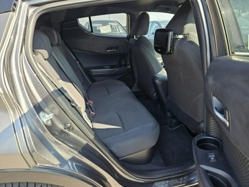 Toyota C-HR I Crossover 1.8 Hybrid 122KM 2018 Toyota C-HR 1,8 Hybryda 122KM automat kamera, zdjęcie 6