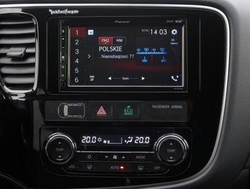 Mitsubishi Outlander III SUV Facelifting 2015 2.0 MIVEC 150KM 2015 Mitsubishi Outlander 2.0, Salon Polska, zdjęcie 11