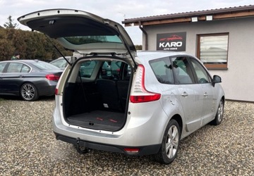 Renault Scenic III Van 1.9 dCi FAP 130KM 2011 Renault Scenic 2011r. 1.9 Diesel 131KM, zdjęcie 4