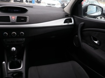 Renault Megane III 2009 Renault Megane 1.5 dCi, Klima,ALU, El. szyby, zdjęcie 7