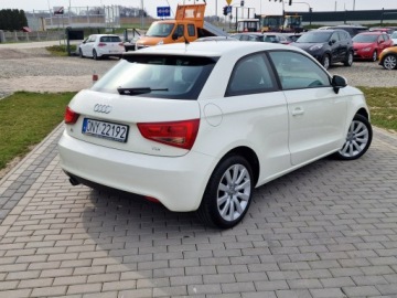 Audi A1 I 2010 Audi A1 3-drzwiowe 1.6tdi 110KM Sport Bixenon Ledy, zdjęcie 31