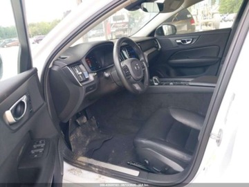 Volvo S60 III 2024 Volvo S60 B5 Core Dark Theme 2024 2.0l 2.0 Benzyna 247KM, zdjęcie 9