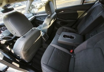 Volkswagen Golf VIII Hatchback 1.5 TSI EVO 150KM 2024 Volkswagen Golf Life Pakiety, ACC, Podgrzewane fotele, Kamera, Bezwypadko, zdjęcie 16