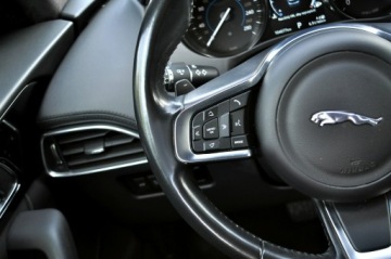 Jaguar F-Pace SUV 2.0 i4D 180KM 2019 Jaguar F-PACE 2.0 180KM Skóra Navi Led Kamera, zdjęcie 16