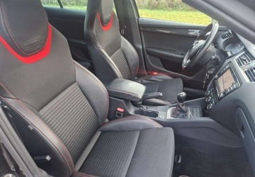 Skoda Octavia III RS Kombi 2.0 TDI 184KM 2014 Skoda Octavia 2,0184KMRSXenonNaVI 2.0 Diesel 184KM, zdjęcie 30