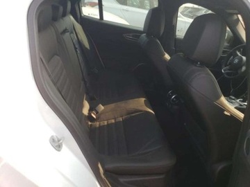 Alfa Romeo Giulia II Sedan Facelifting 2.0 Turbo 280KM 2023 Alfa Romeo Giulia 2023, 2.0L, 4x4, TI, od ubezpieczalni 2.0 Benzyna 280KM, zdjęcie 8