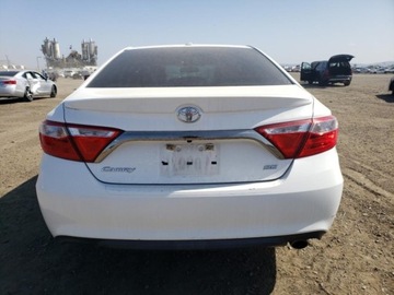 Toyota Camry VIII 2.5 VVT-i 178KM 2017 Toyota Camry TOYOTA CAMRY LE, 2017r., 2.5L, zdjęcie 5
