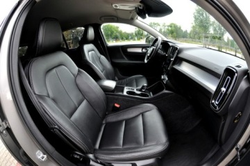 Volvo XC40 Crossover Plug-In 1.5 T4 Plug-in Hybrid 211KM 2021 Volvo XC 40 T4 211KM Plug-in Hybryda Full Led Navi, zdjęcie 8
