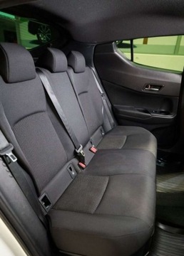 Toyota C-HR I Crossover 1.8 Hybrid 122KM 2019 Toyota C-HR 1.8 Hybrid Premium 1.8 Hybryda 122KM, zdjęcie 13