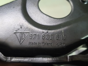 PORSCHE PANAMERA 971 ПЕТЛЯ КАПОТА ЛЕВАЯ
