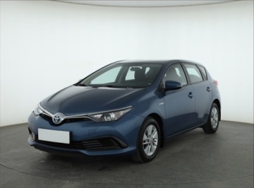 Toyota Auris II Hatchback 5d Facelifting 1.8 Hybrid 136KM 2015 Toyota Auris Hybrid, Salon Polska, Automat, Klima, zdjęcie 1