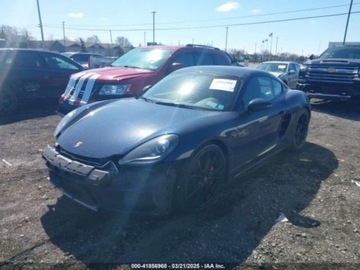 Porsche Cayman 718 Coupe GTS 2.5 365KM 2018 Porsche Cayman 2018 PORSCHE 718 CAYMAN GTS 2.5 Benzyna 365KM, zdjęcie 2