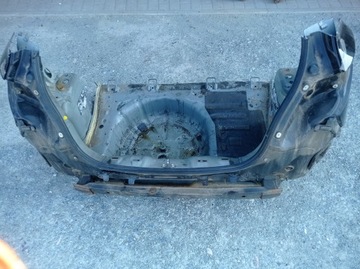 MAZDA 2 DE PAS TYLNY WANNA BELKA 07-13