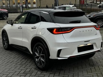 Lexus LBX 1.5 Hybrid 136KM 2025 Od ręki - Cool 1.5 Hybrid 136KM | Podgrzewane fotele!, zdjęcie 2