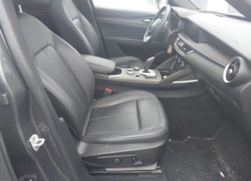 Alfa Romeo Stelvio 2022 Alfa Romeo Stelvio 2022r., Ti Awd, 2L, od ubezpieczalni 2.0 Benzyna 284KM, zdjęcie 9