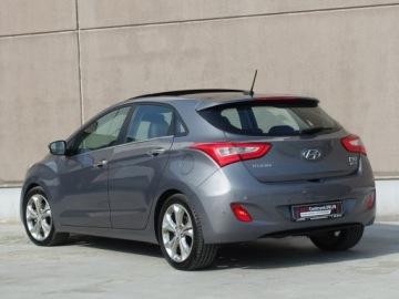 Hyundai i30 II Hatchback 3d 1.6 CRDi (HIGH)  128KM 2013 Hyundai i30 1.6 CRDI 128KM/Panorama, zdjęcie 8