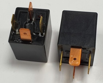 RELÉ MAZDA CX-7 LF6618811