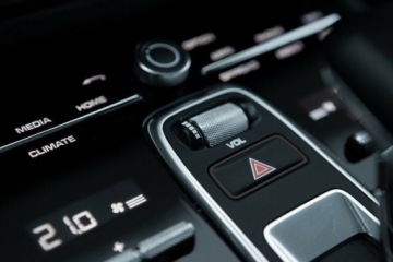 Porsche Cayenne III SUV 3.0 340KM 2019 Porsche Cayenne 3.0 Benzyna 340KM, zdjęcie 34