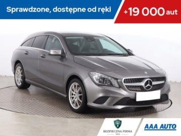 Mercedes CLA C117 Shooting Brake 2.0 250 211KM 2015 Mercedes CLA 250 4MATIC, Salon Polska, Serwis ASO