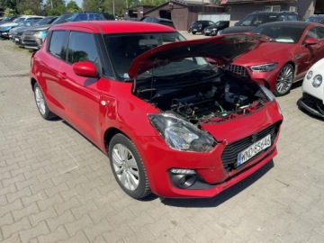 Suzuki Swift VI Hatchback 1.2 DualJet 90KM 2019 Suzuki Swift Klimatyzacja Książka serwisowa, zdjęcie 4