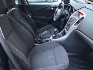 Opel Astra J Sports Tourer 1.4 Turbo ECOTEC 140KM 2012 Opel Astra 1.4 T, Klima, Tempomat, Parktronic,ALU, zdjęcie 8