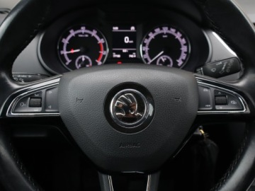 Skoda Octavia III Liftback Facelifting 1.5 TSI ACT 150KM 2018 Skoda Octavia 1.5 TSI, Salon Polska, Serwis ASO, zdjęcie 17