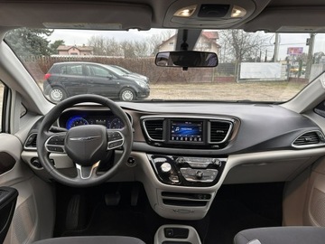 Chrysler Pacifica II 3.6 V6 291KM 2018 Chrysler Pacifica 3.6 benzyna/Automat/8 miejsc/Fak, zdjęcie 12
