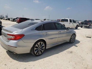 Honda 2020 Honda Accord HONDA ACCORD TOURING, 2020r., 2.0L, zdjęcie 2