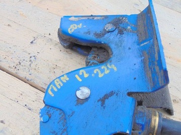 MAN M2000 12.224 220KM 2000 ЗАМОК КАБИНЫ ЗАМОК