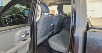 Dodge Ram IV 5.7 V8 390KM 2013 Dodge RAM 5.7 Hemi V8 390km LPG 4x4 Nowe opony 5.7 BenzynaLPG 390KM, zdjęcie 8