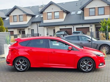Ford Focus III ST Kombi 2.0 TDCi 185KM 2018 Ford Focus ___ST Performance___2.0TDCi 185KM BiXenon LED Skora Recaro Navi, zdjęcie 14