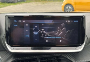Peugeot 2008 II SUV 1.2 PureTech 130KM 2023 Peugeot 2008 1.2 130KM AT Allure Kamera i-Cockpit LED SalonPL SerwisASO FV, zdjęcie 16