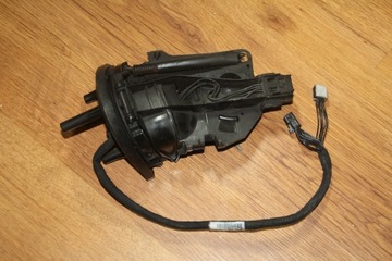 BLATNÍK MERCEDES ML W164 PRAVÝ ZADNÍ