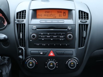 Kia Ceed I Hatchback 5d Facelifting 1.6 DOHC CVVT 126KM 2009 Kia Ceed 1.6 CVVT, Salon Polska, GAZ, HAK, Klima, zdjęcie 11