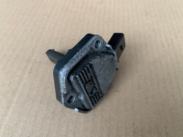 CZUJNIK POZIOMU OLEJU W MISCE AUDI VW SKODA 1J0907660C ORYGINAŁ