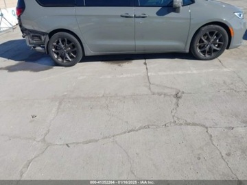 Chrysler Pacifica II 2021 Chrysler Pacifica Touring L 2021 3.6l 3.6 Benzyna 287KM, zdjęcie 1