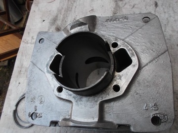 МЗ ТС 250, 250/1. ЦИЛИНДР DDR, ПОРШЕНЬ БЕЗ ХОДА